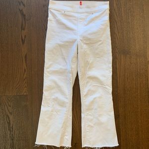 Spanx White Capri Pants